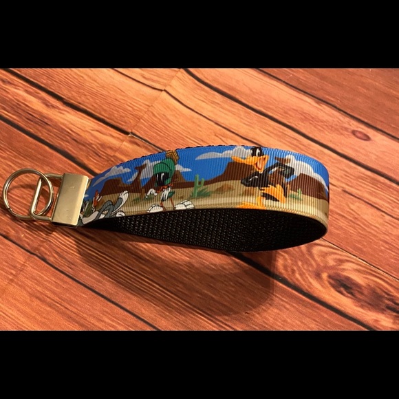 Bugs bunny key fob - Picture 1 of 2